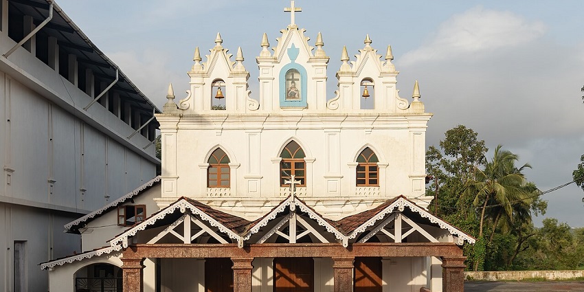 St. Anthony’s Chapel is one of the best places to visit in Calangute.