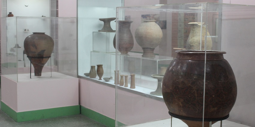 History buffs can study the Harappan seals and inscriptions on the premises.