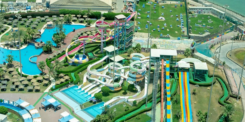 Sukhanand Water Park in Rajnandgaon has a plethora of water slides and a kids’ splash pool