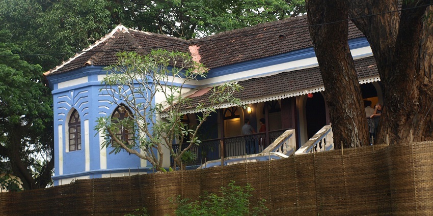 Sunaparanta is one of the great places to visit in Panjim for couples, known for its art.