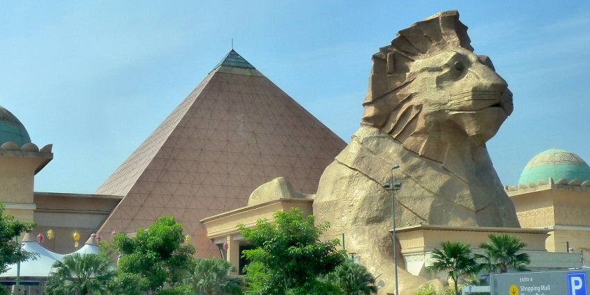 Sunway Pyramid is one of the most amazing places for everyone to visit and explore.