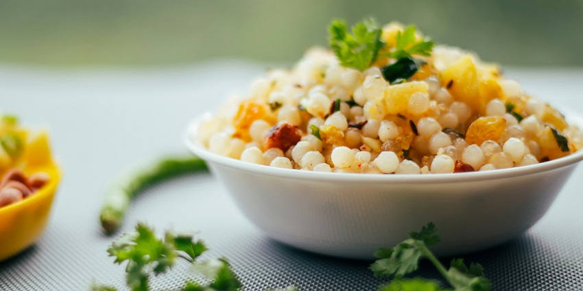 A view of Surti Khichdi garnished with coriander leaves, one of the best foods in Surat.