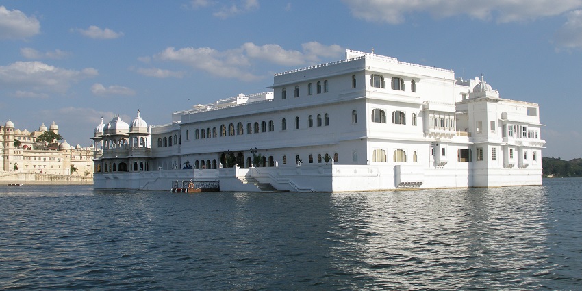 Celebrate at Taj Lake Palace with a fine dining experience amid its vibrant ambience.