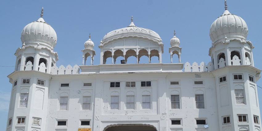 A glimpse of Takht Sri Keshgarh Sahib a place to visit near Virasat-e-Khalsa Museum.