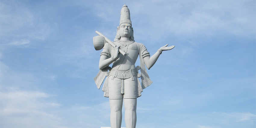 Tallapaka Sri Annamacharya Temple is one of the places for a religious sojourn.