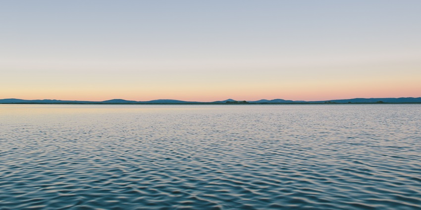 Tamtalao Lake, surrounded by greenery, is one of the places to visit near Vasai Virar.
