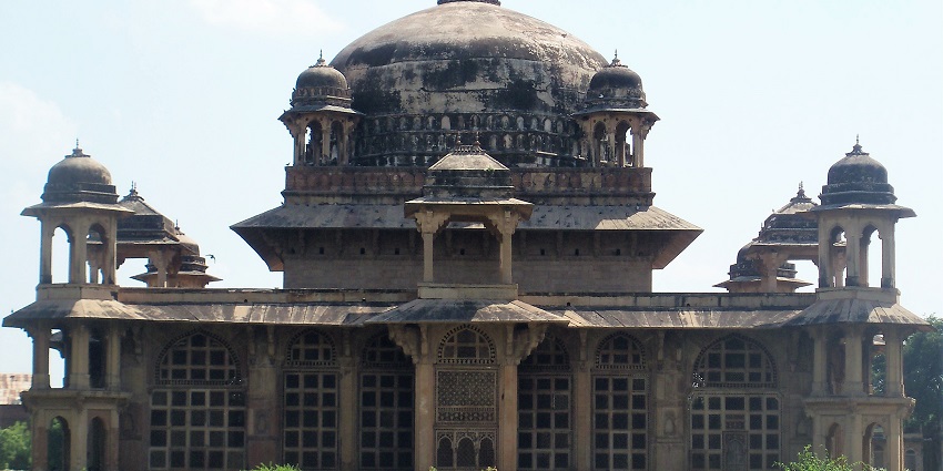 The Tomb of Tansen, also known as Tansen Ka Makbara, in Gwalior, and one of the must-visit places to visit in Gwalior.