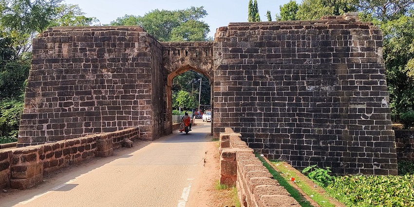 The Barabati Fort is one of the best attractions to explore near Maritime Museum Cuttack.