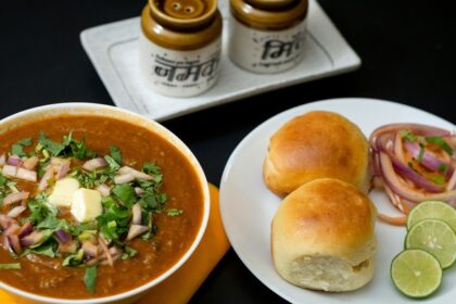 Pav bhaji is one of the best foods in Kota showcasing rich food culture and traditions.