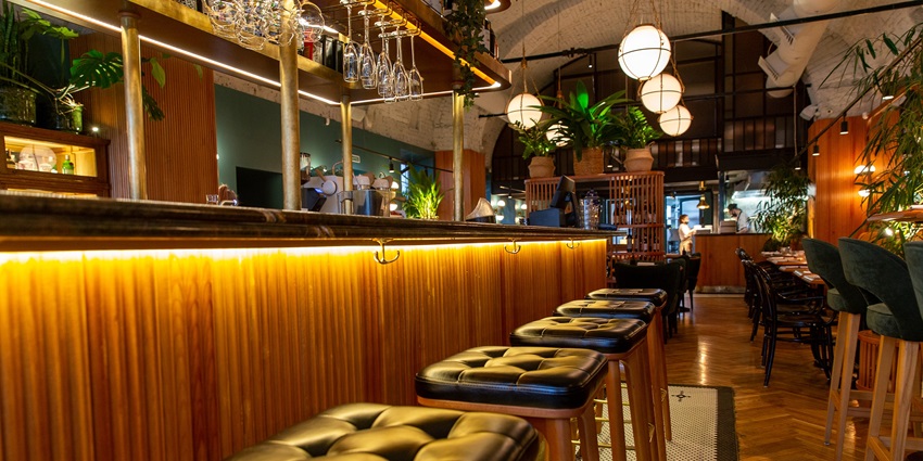F3 Bar offers the best nightlife in Udaipur with music, themed nights, and cocktails