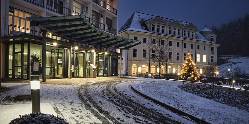 The Grand Hotel's luxurious design and vast dining spaces make it ideal for hosting a grand event.