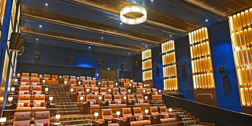 This is one of the best places for indulging in extravaganza and leisure at the same time.