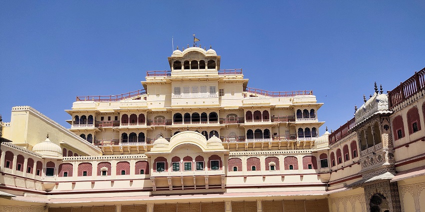 Majestic architecture of city palace, one of the best places to visit in Jaipur in the evening