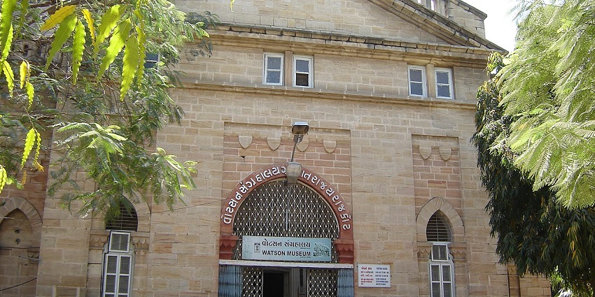 A breathtaking front view of Watson Museum, located in Rajkot, Gujarat for all to visit.