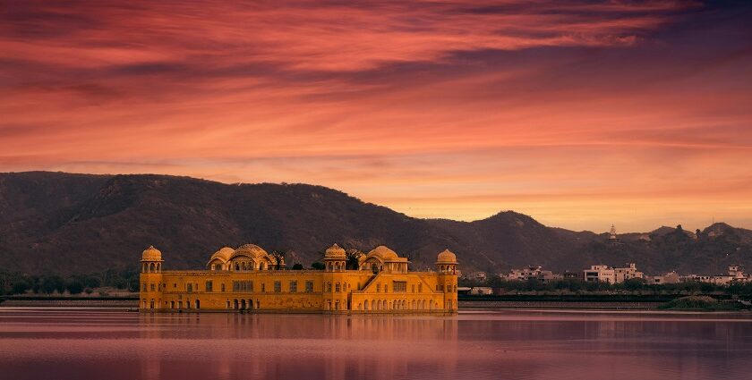 Jal Mahal in Jaipur, reflecting beautifully on the lake, offering a romantic and scenic spot for couples.