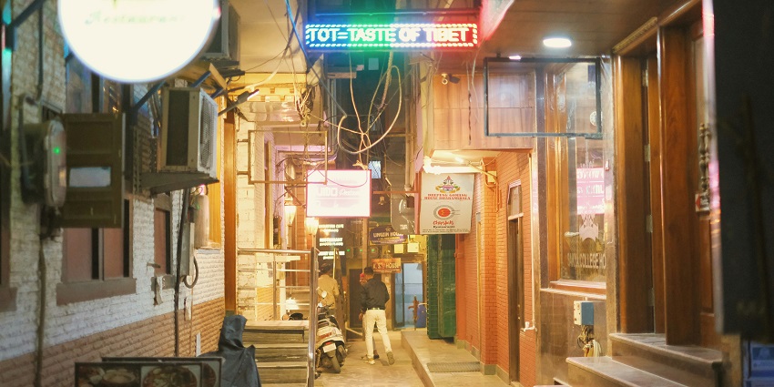 The Tibetan Market is one of the best places around Tibetan monastery Majnu Ka Tila.