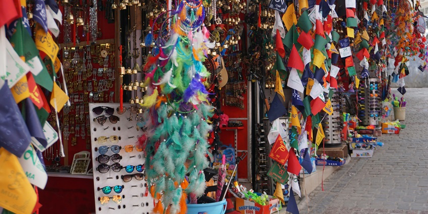 The Tibetan Market is one of the best places to visit for shopping in Shimla for all.