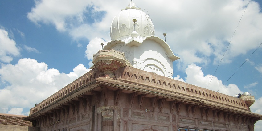 Before visiting Bathinda Fort, there are some tips that travellers might take into consideration.
