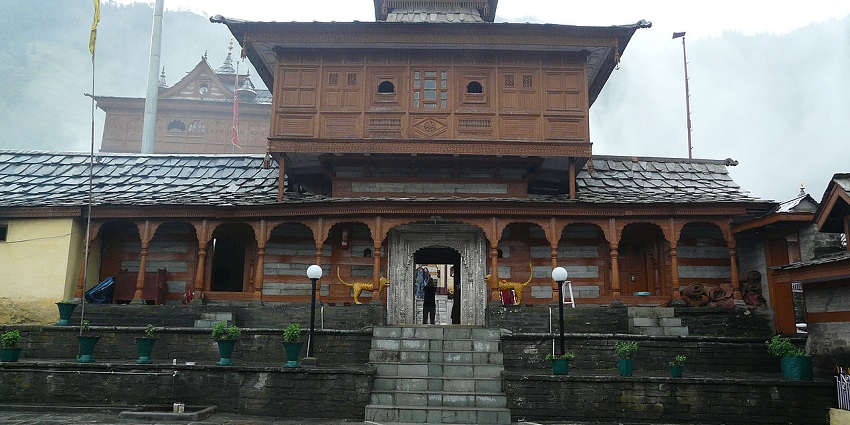There are tips for travellers to remember before visiting Bhimakali Temple.