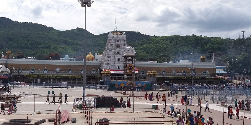 A picture of a temple in Tirupati, one of the best places to visit in Andhra Pradesh