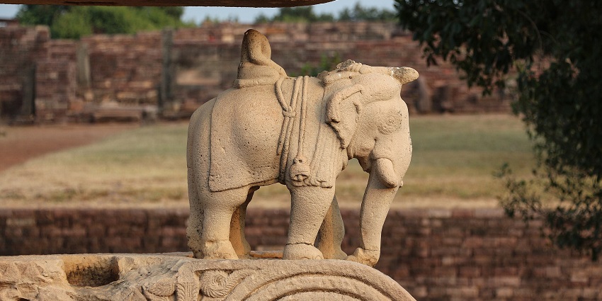 The Toranas, showcasing Buddhist narratives, is among the best places to visit in Sanchi.