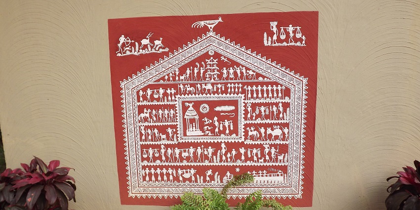 Wall painting in one of the Tribal museums showcasing the lifestyle of the ancient people.