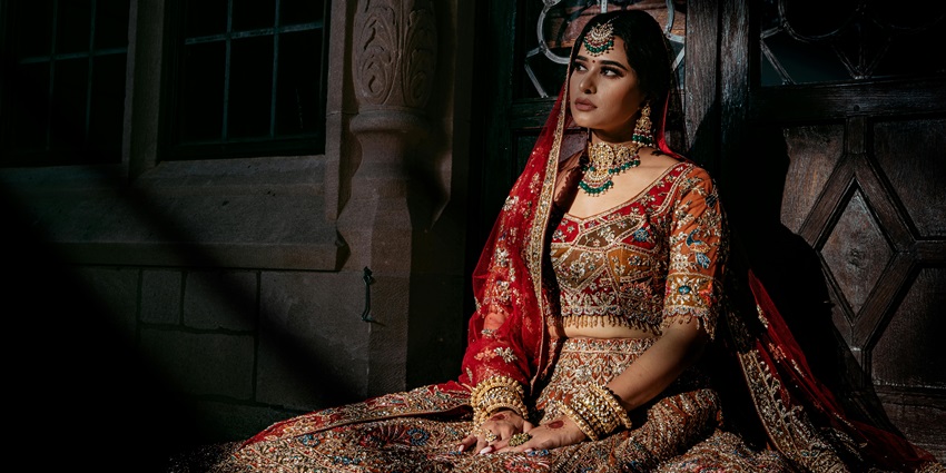 Umang Hutheesing Store is one of the renowned boutiques, offering bridal dresses.