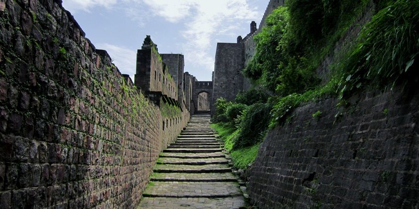Scenic image of a fort stairs and passerway in the forts of Himachal Pradesh