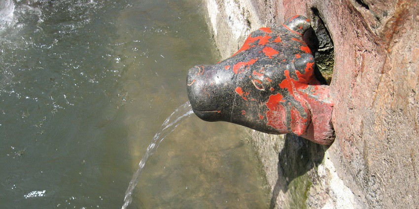 Unapdev Hot Spring, a famous tourist attraction offering therapeutic relaxation.