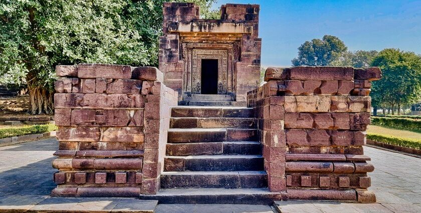 An image of the entrance of the Parvati Temple showcasing the steps towards the door of the main temple.