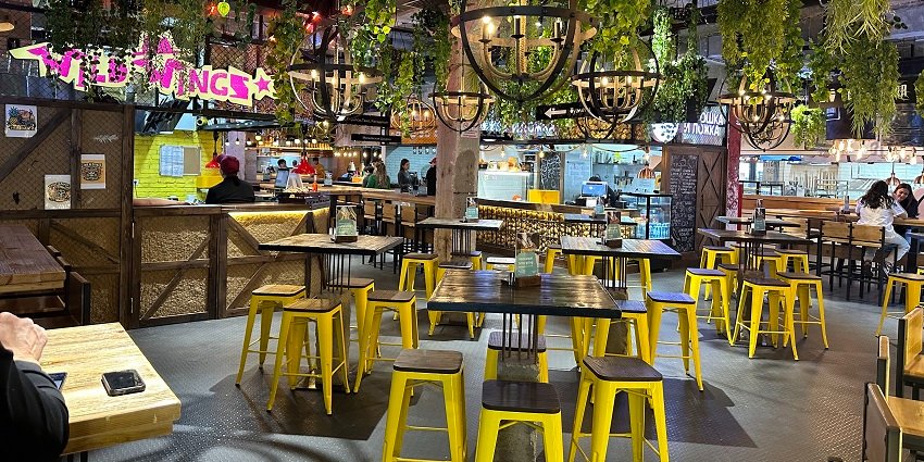 Snap of the beautiful cafeteria in the unity one mall which is best shopping mall in New Delhi