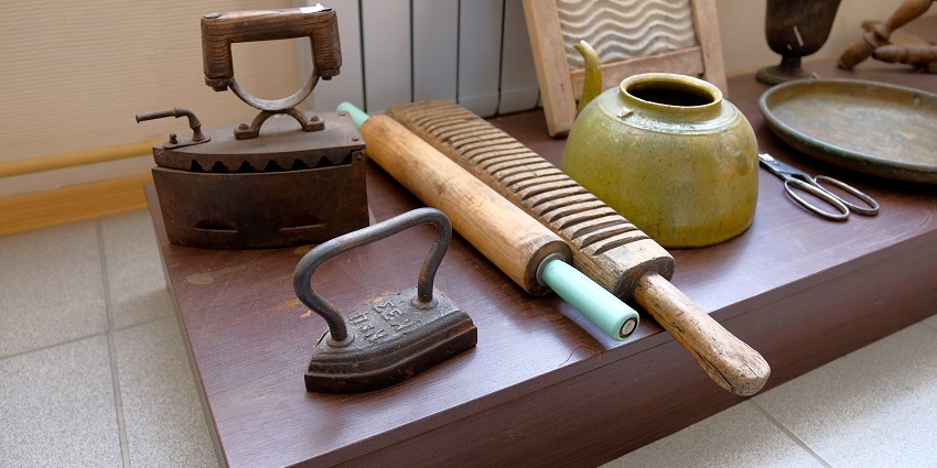 Utensils from various era’s of history displayed at Vechaar Utensil Museums, a museum in Ahmedabad