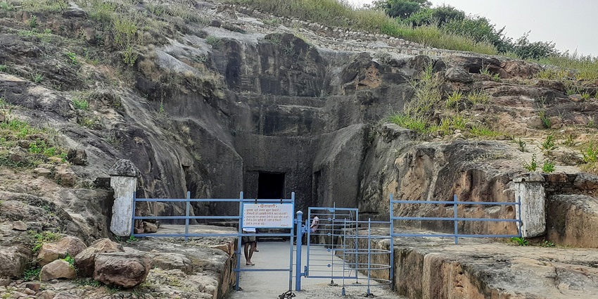 Famous Chandrapur tourist places feature Ancient rock-cut Vijasan Caves showcasing detailed carvings and architecture.