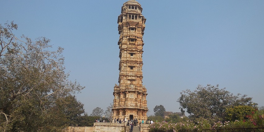 The Vijay stambh here features elaborate architecture.