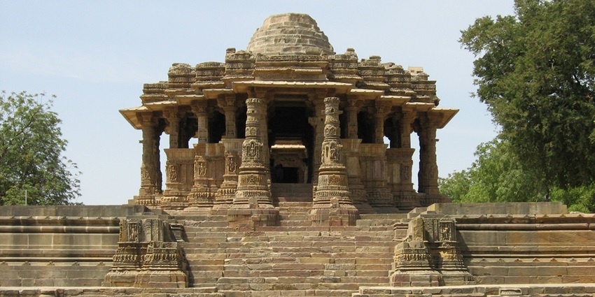 A stone temple in Puri featuring numerous steps leading to its entrance