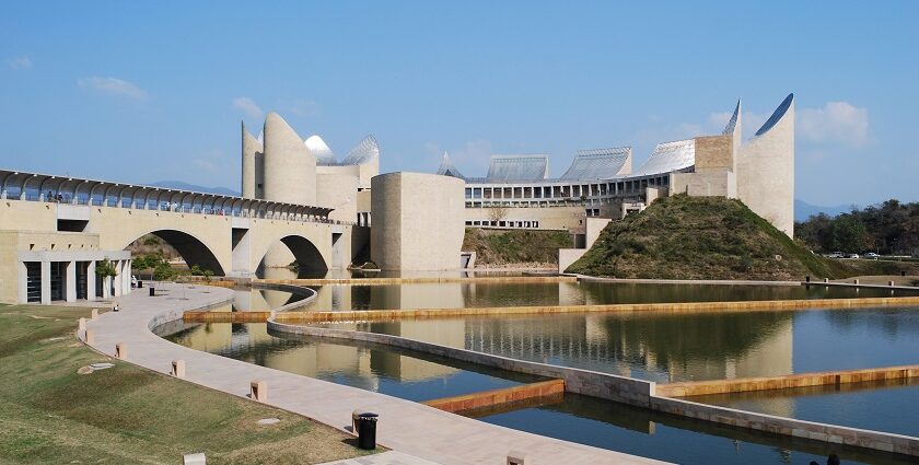 The Virasat-e-khalsa museum in anandpur sahib shows the evolution of sikh religion.