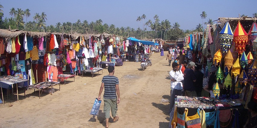 Visiting local markets is one of the best things to do in Vagator Beach.