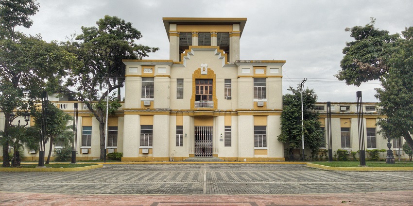 A front view of the Panipat Civil Hospital, a famous tourist attraction of the region.