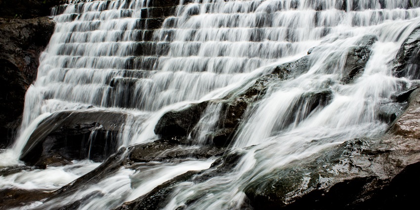 Visiting the captivating Bee Waterfalls is one of the best things to do in Pachmarhi.