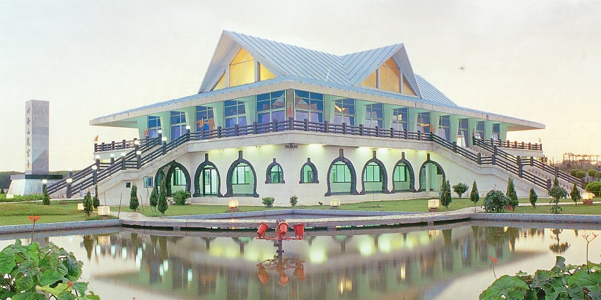 A view of the Dragon Palace Temple, one of the top tourist attraction in Maharashtra.