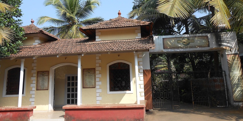 Explore the unique artefacts, history and culture at the famous Goa Chitra Museum.
