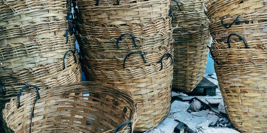There is a handicraft section, offering an insight into local handicraft techniques.
