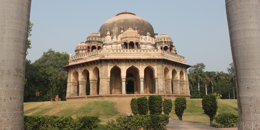 Exploring the Tomb Of Ibrahim Lodhi is one of the famous things to do in Panipat.