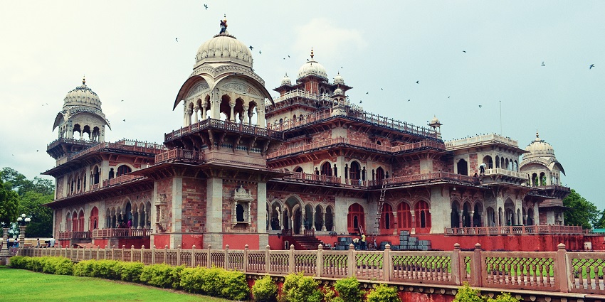 Albert Hall Museum in Ram Niwas Garden, Jaipur, surrounded by lush greenery and historic charm