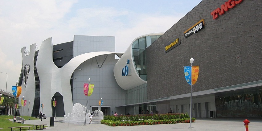 VivoCity mall featuring modern architecture and a spacious shopping environment.