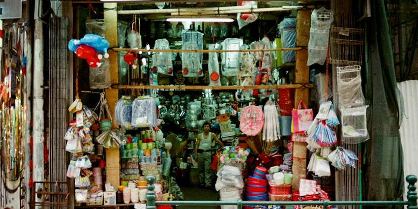 The New Vraj Vihar Complex in Dwarka offers a range of boutiques and dining options.