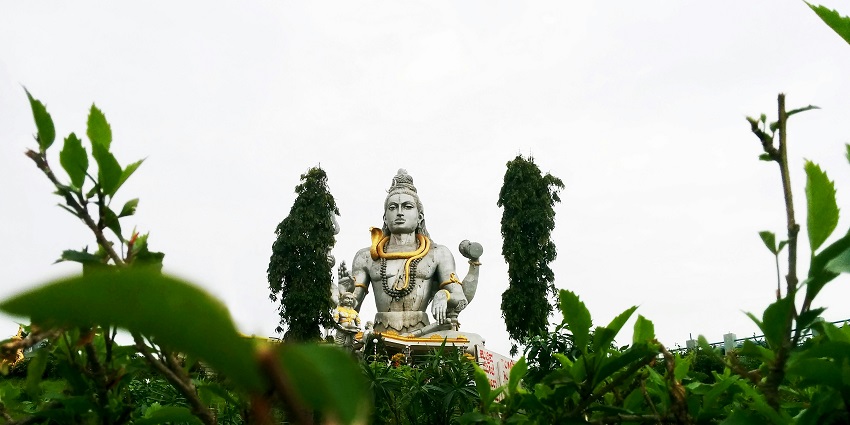 Visiting the sacred Ujjain city is among the best things to do in Madhya Pradesh.