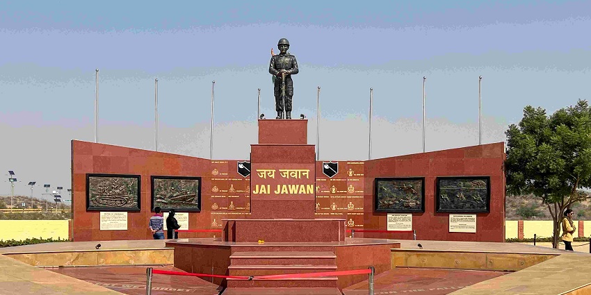 The War Memorial in Dharamshala honours the great soldiers of Himachal Pradesh.