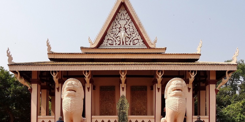 Wat Phnom Daun Penh in the city of Phnom Penh, Kambodscha in Cambodia