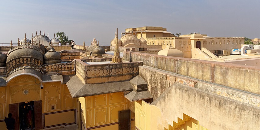 Visit the Nahargarh Fort, one of the  things to do in Jaipur for couples.